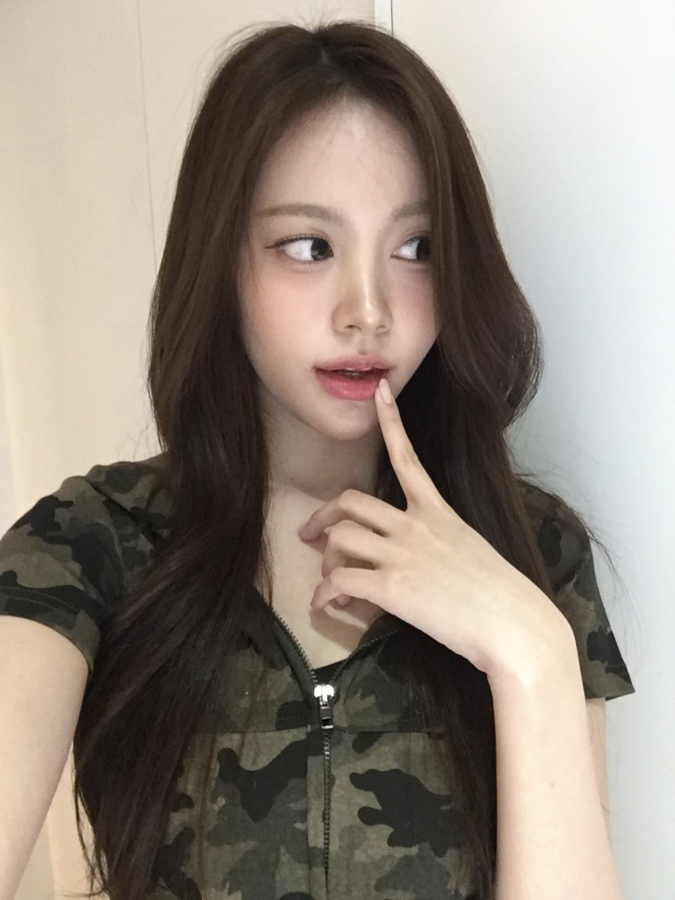 Green Camouflage Short Sleeve Zip Hoodie