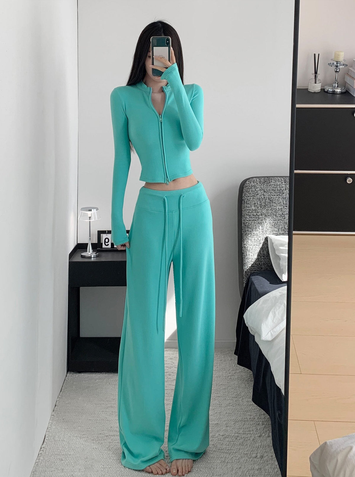 Green Cozy Fit-Body Pants