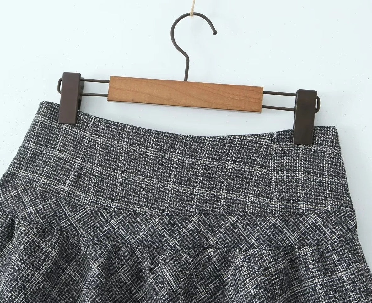 Grey Plaid Lace-Trim Skirt