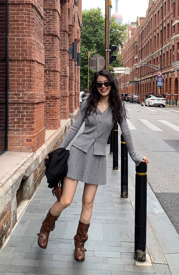 Grey Ribbed V-Neck Cardigan