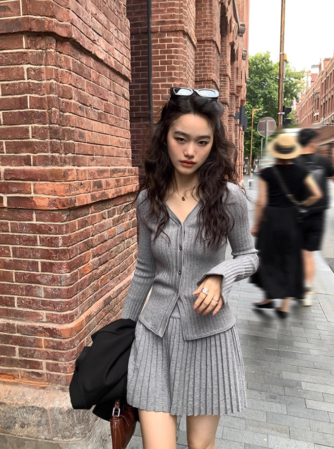 Grey Ribbed V-Neck Cardigan
