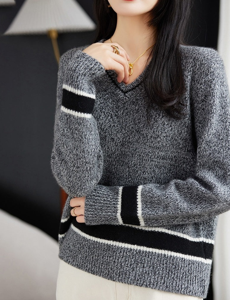 Grey V-Neck With Black Linings Sweater