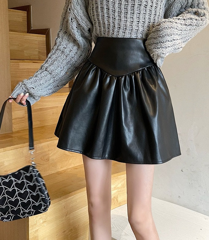 Black Pleated PU Leather Skirt