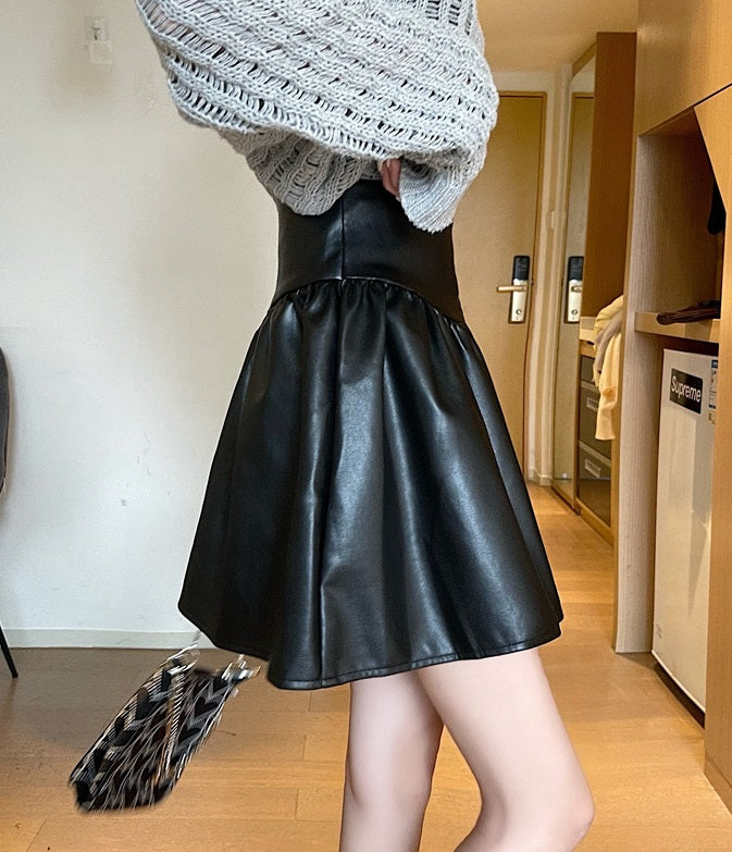 Black Pleated PU Leather Skirt