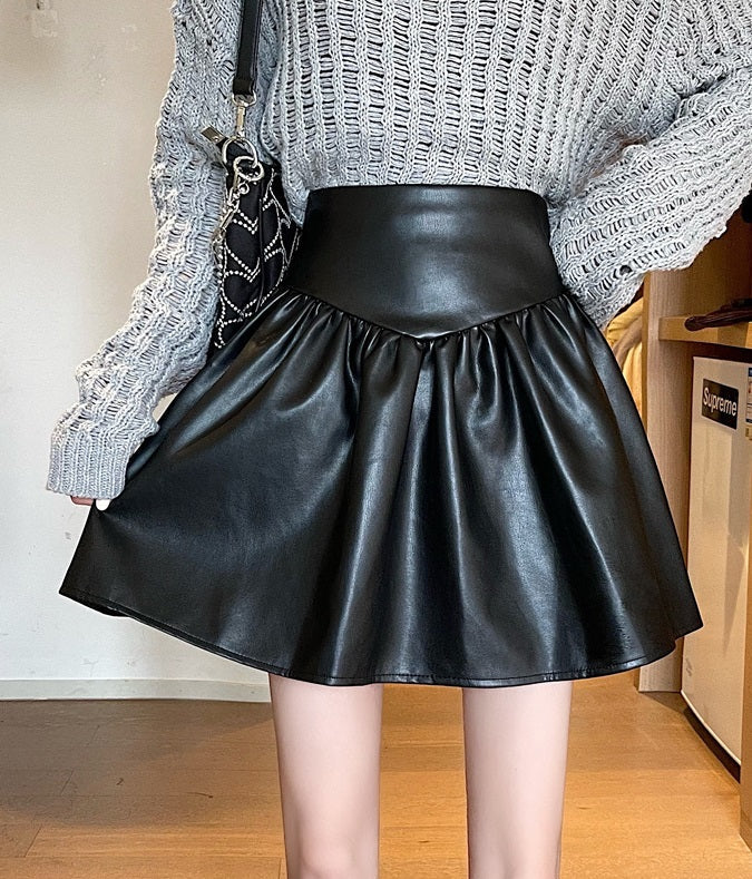Black Pleated PU Leather Skirt