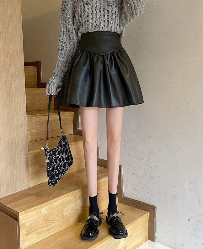 Black Pleated PU Leather Skirt