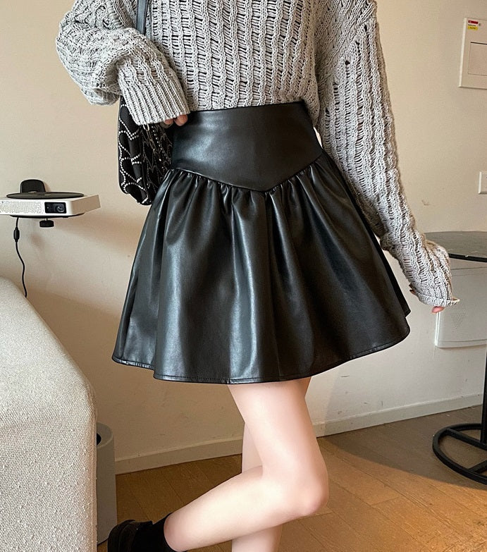 Black Pleated PU Leather Skirt