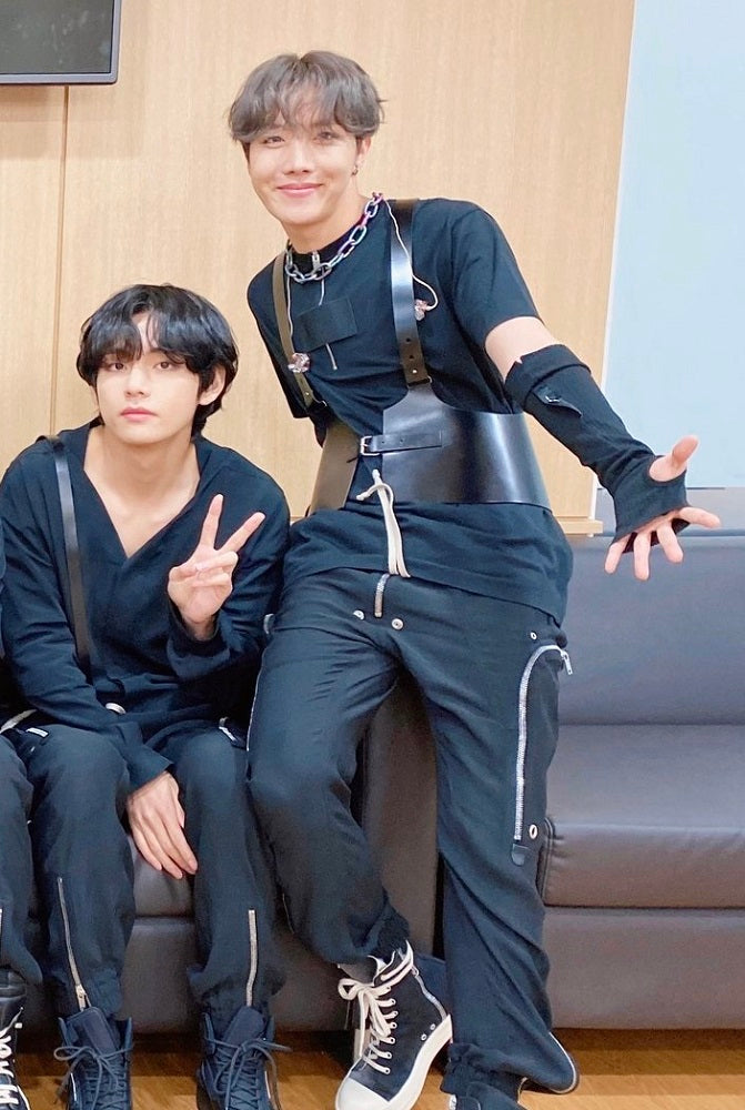 Black Zipper Pants