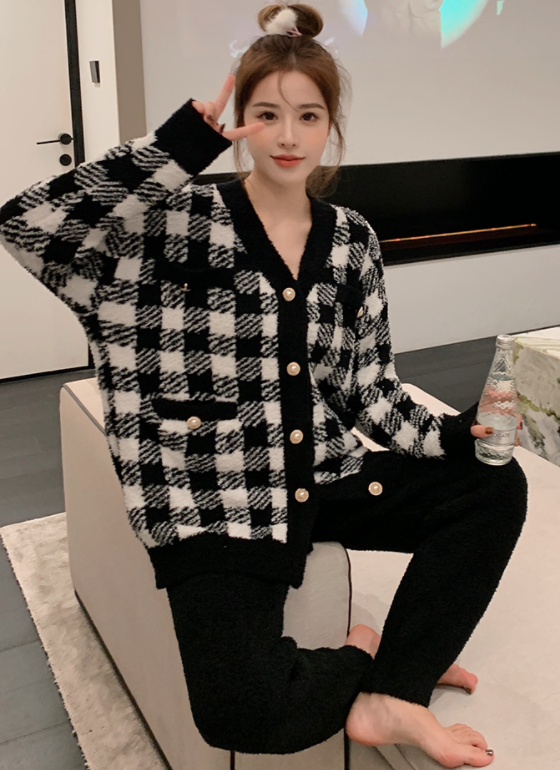 Black Plaid Button Cardigan