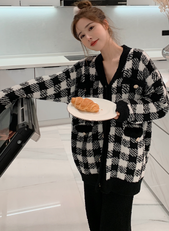 Black Plaid Button Cardigan