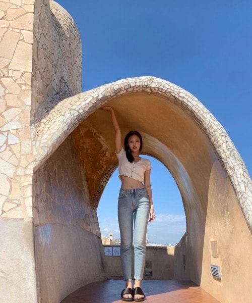 White V-Neck Knit Crop Top