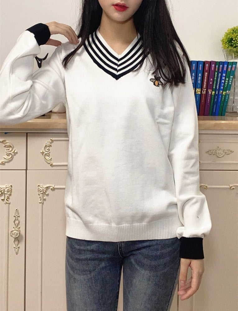 White Bee Embroidered Sweater