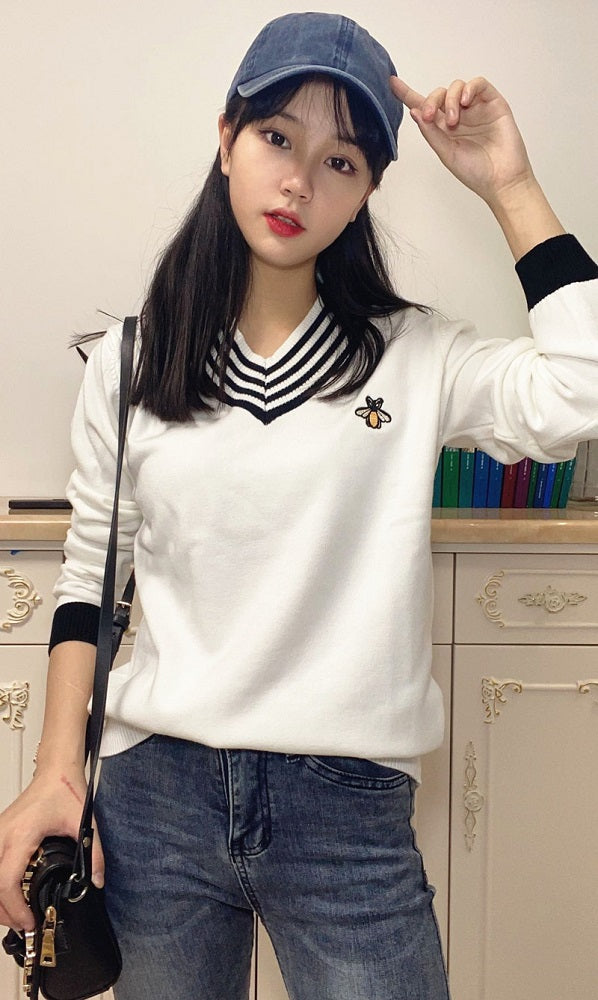 White Bee Embroidered Sweater