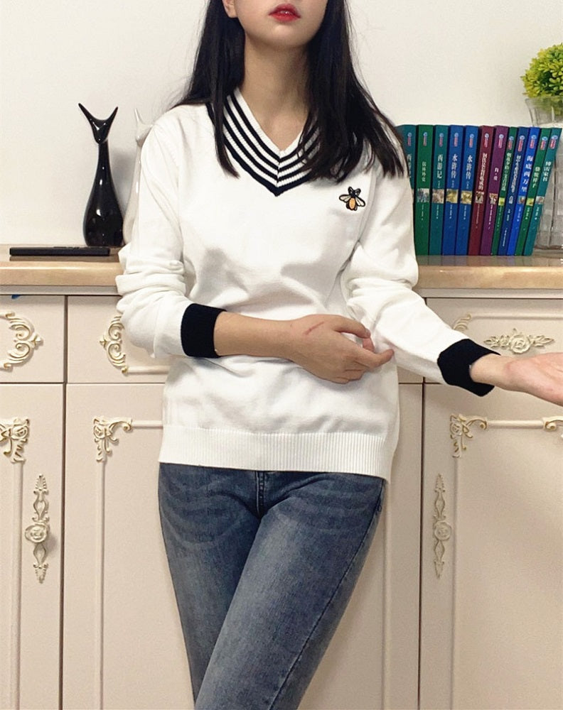 White Bee Embroidered Sweater