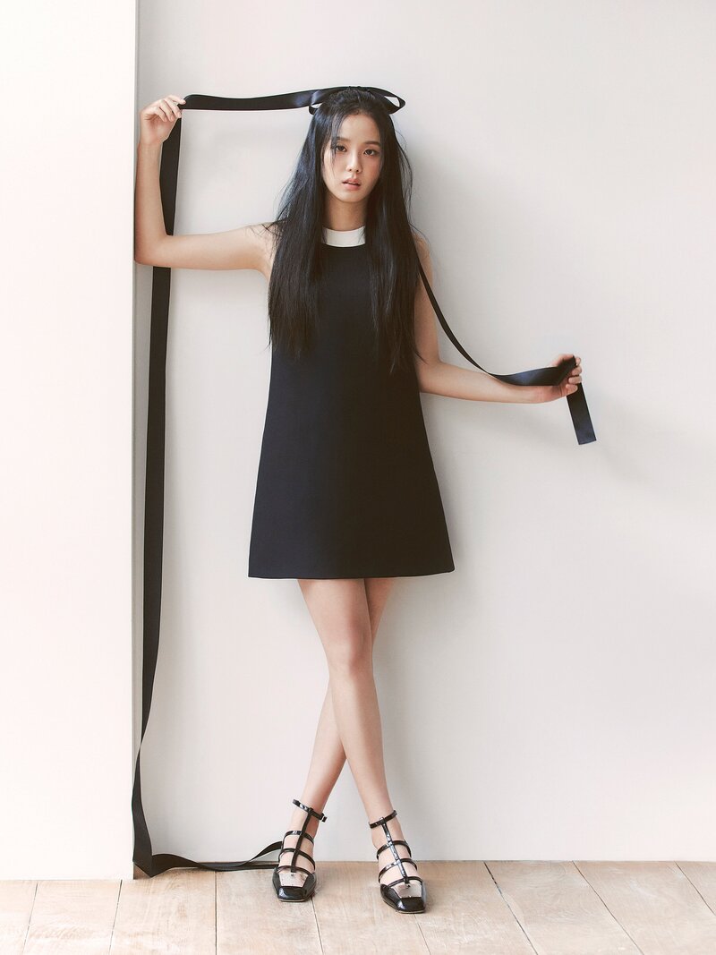 Black Minimalist Trapeze Dress