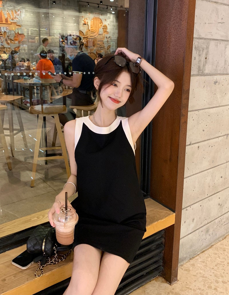 Black Minimalist Trapeze Dress