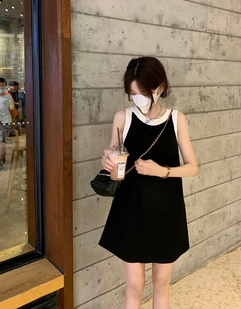 Black Minimalist Trapeze Dress