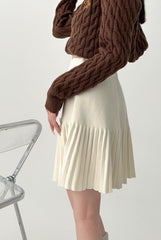 Knit Pleated Skirt With Bow Detail