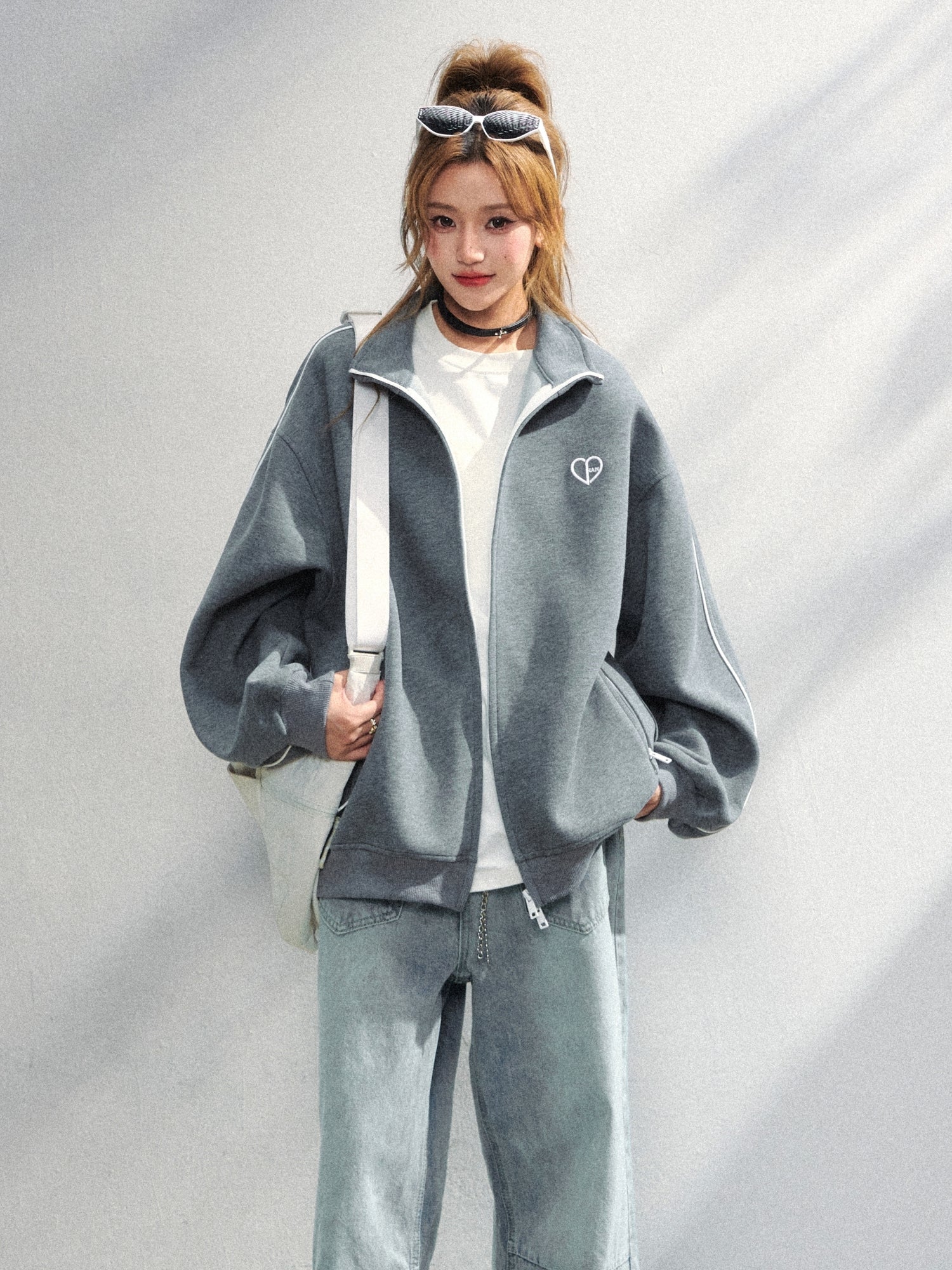 Korean Style Heart Embroidered Zip Up Sweatshirt