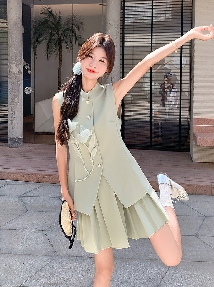 Light Green Floral Pleated Vest Skirt Set