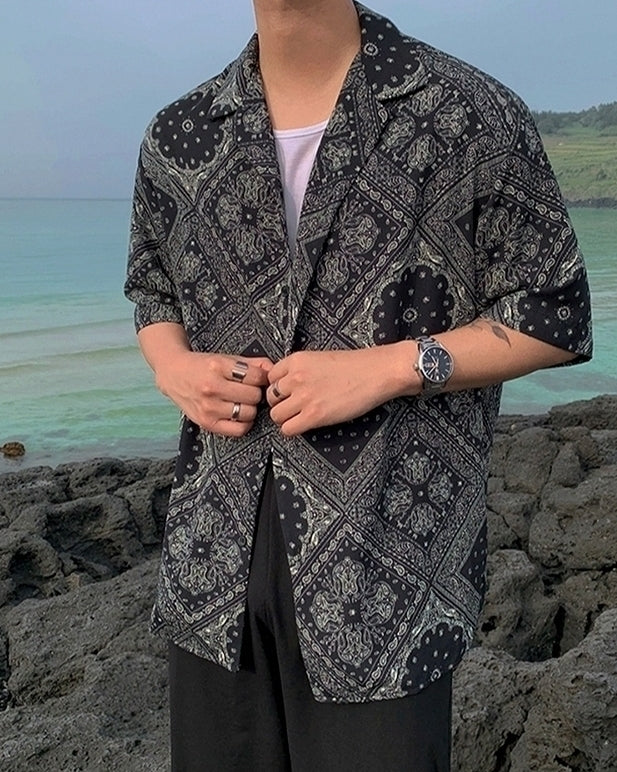 Loose Fit Bandana Short Sleeve Shirt