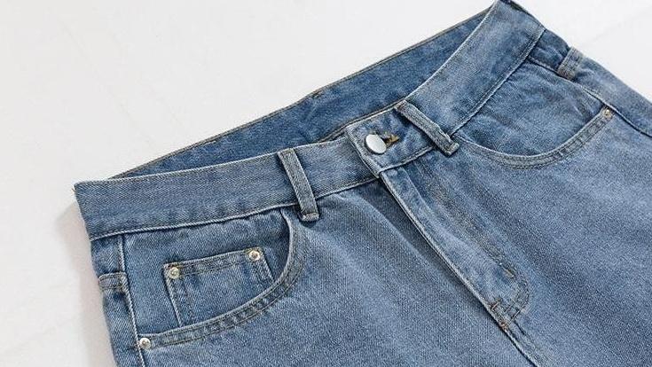 Loose Fit Patchwork Jeans