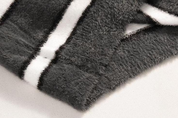 Luxury Striped Knit Sweater In Mink Fleece