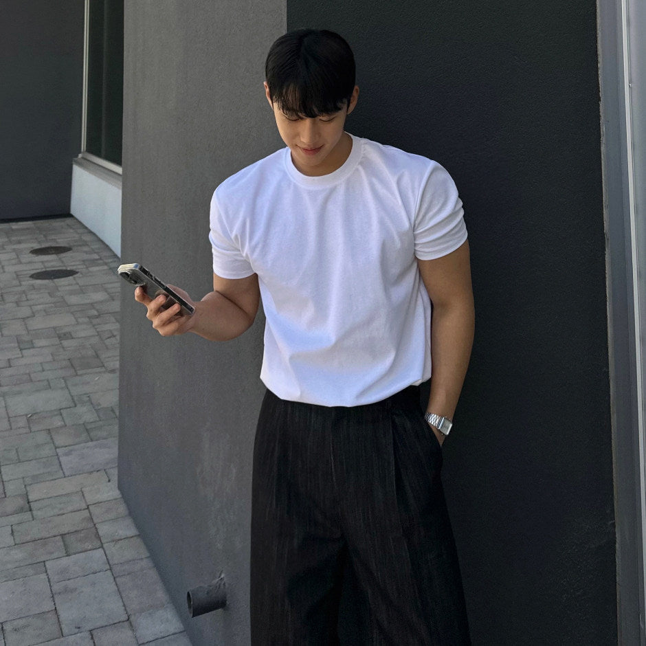 Minimalist Solid Short Sleeve T Shirt