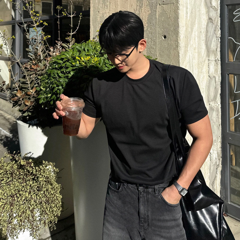 Minimalist Solid Short Sleeve T Shirt