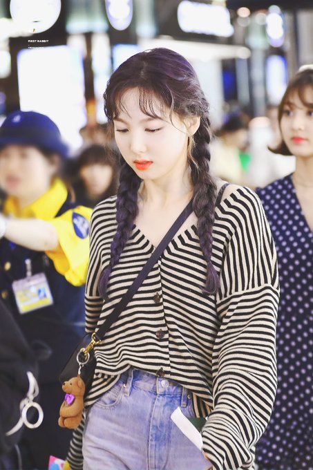 Black And White V-Neck Striped Knit Cardigan