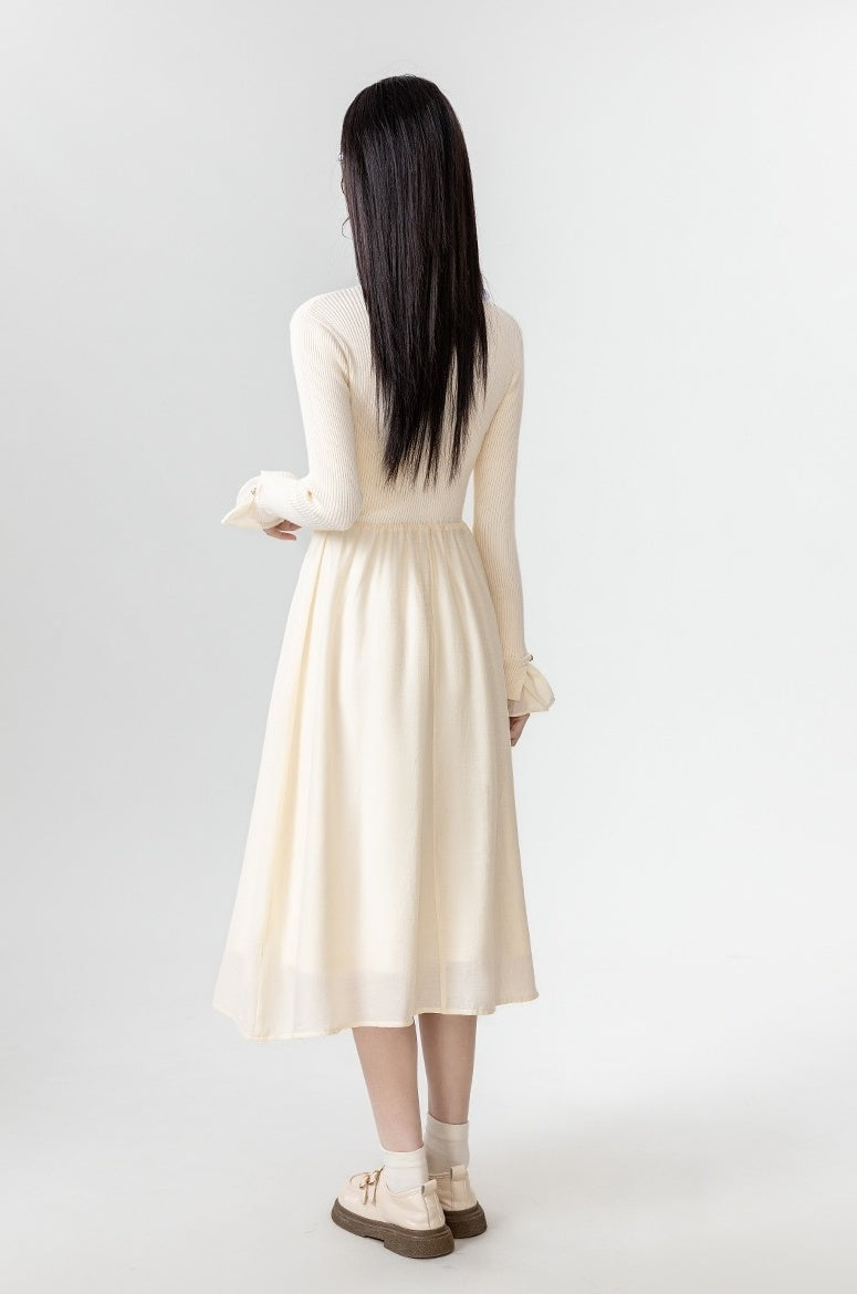New Style Knitted Flare Sleeve Dress
