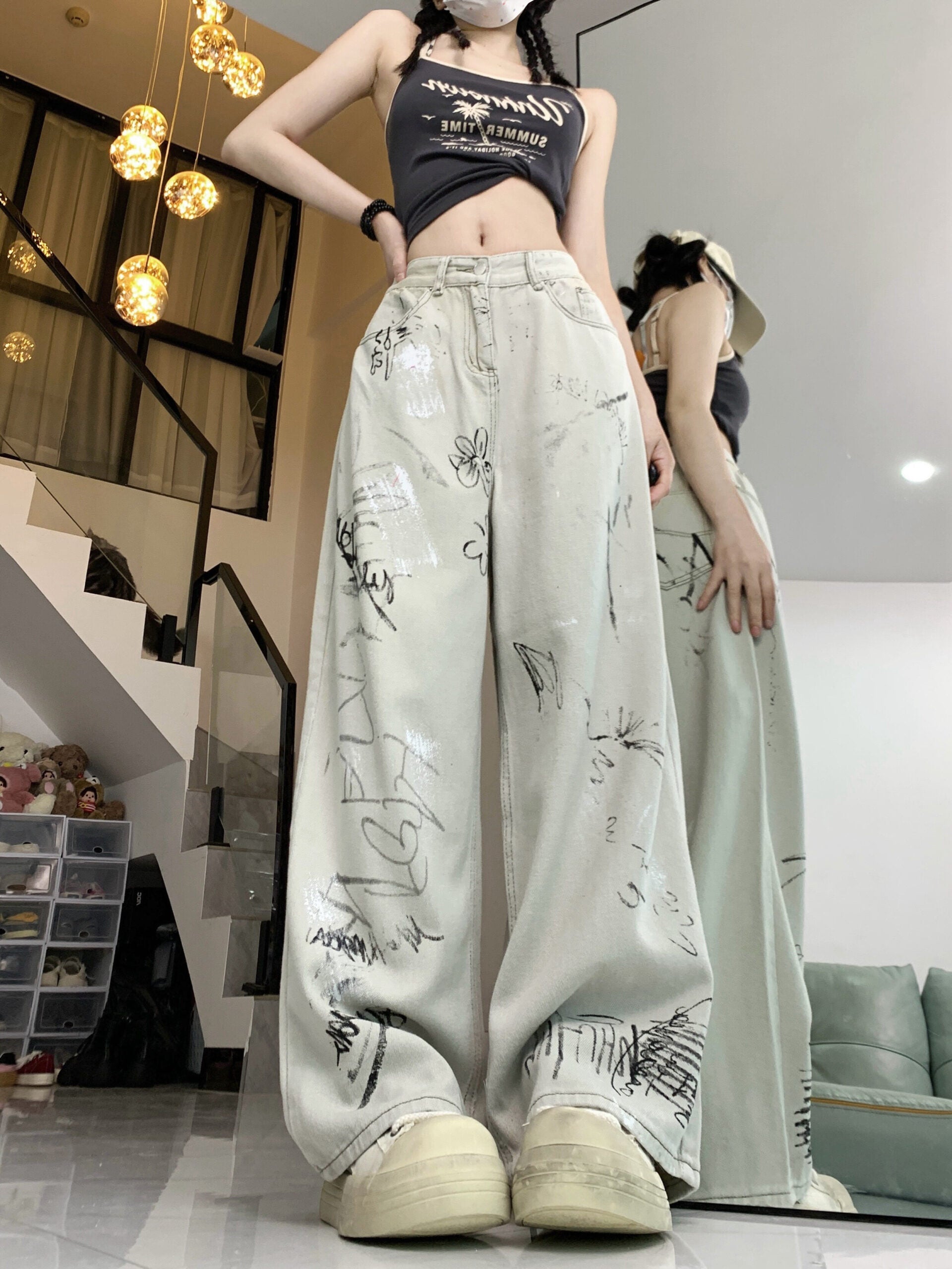 Off-White Doodles Design Jeans