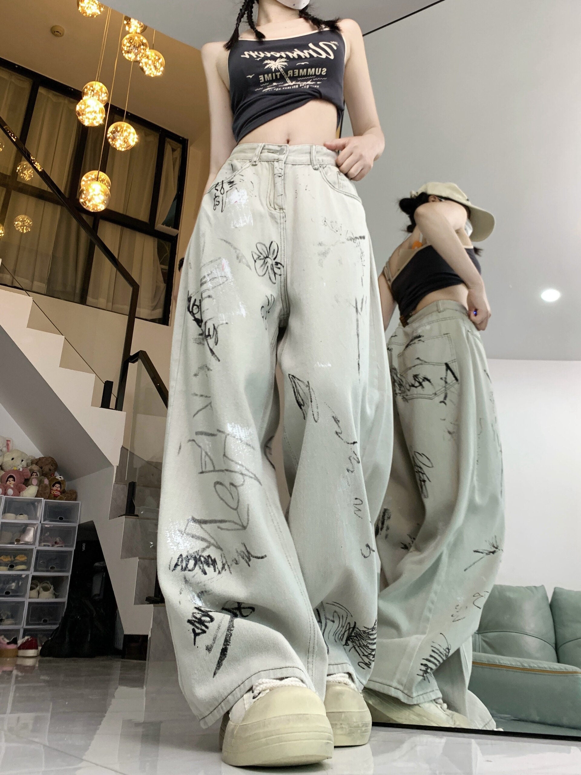 Off-White Doodles Design Jeans