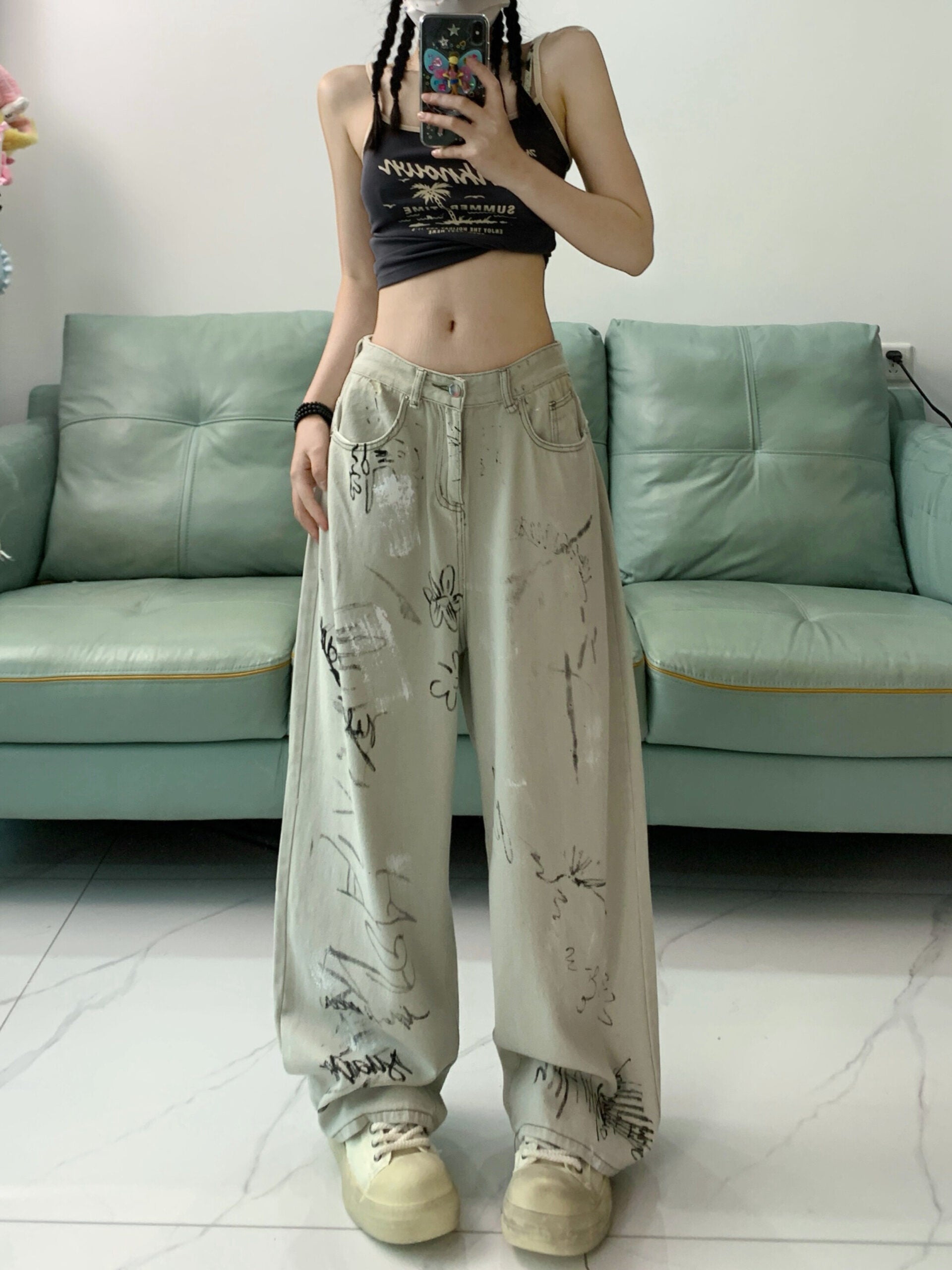 Off-White Doodles Design Jeans