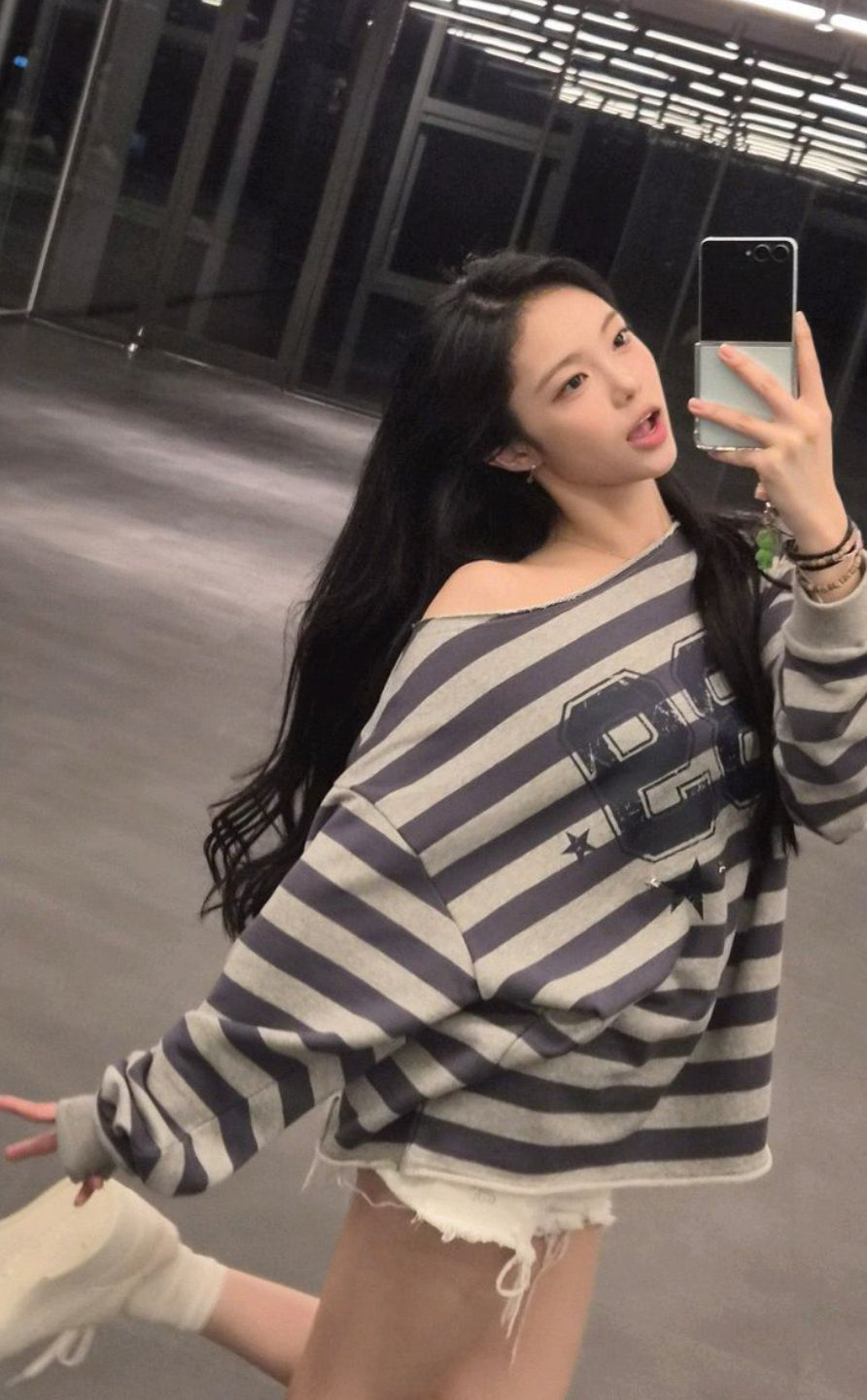 Oversized Striped Off Shoulder Sweatshirt