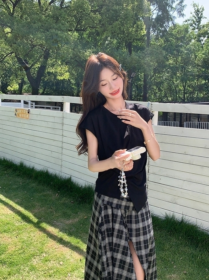 Plaid Asymmetrical Skirt And Casual Top Set