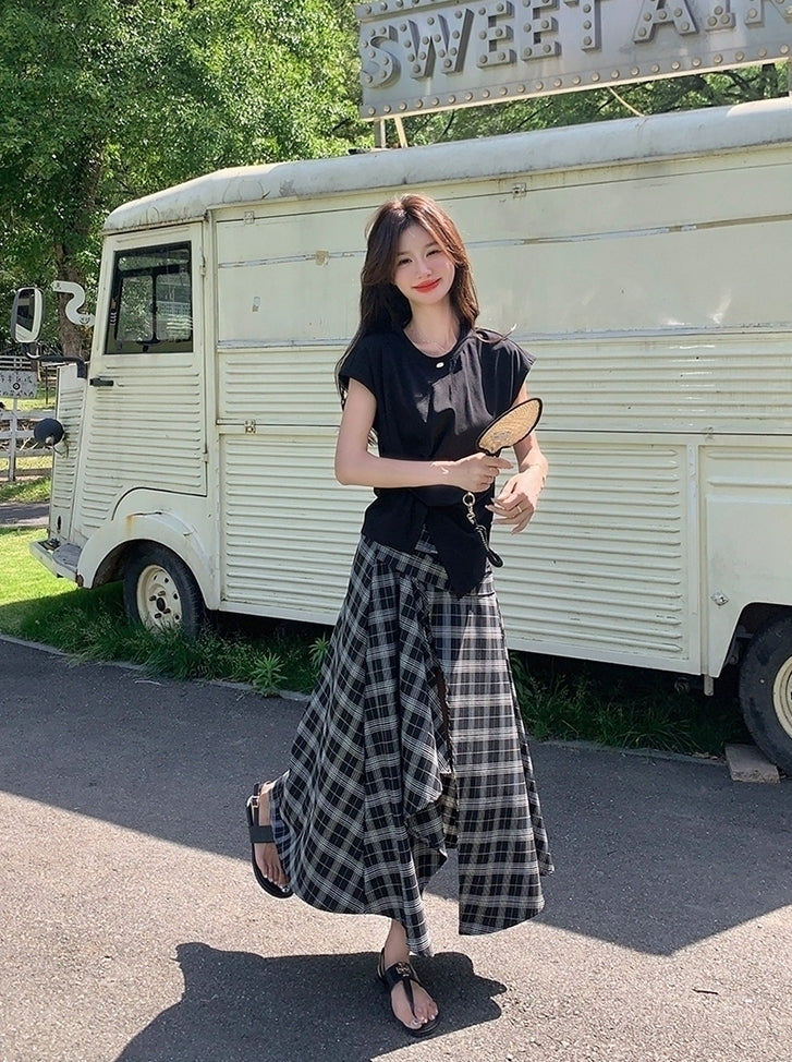 Plaid Asymmetrical Skirt And Casual Top Set
