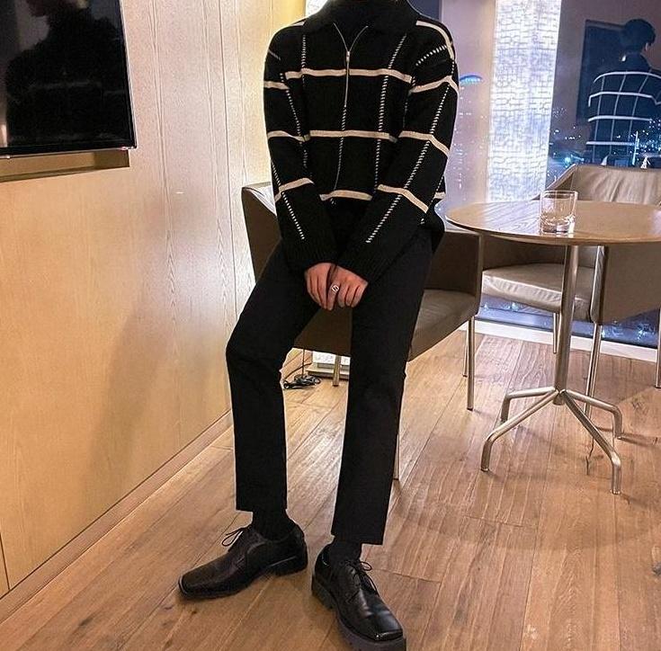 Plaid Collar Knit Pullover Sweater