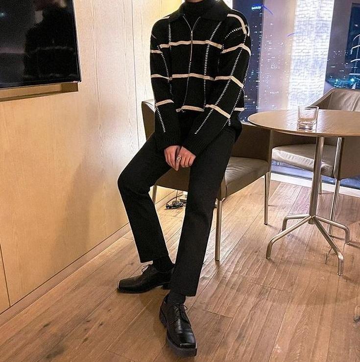 Plaid Collar Knit Pullover Sweater