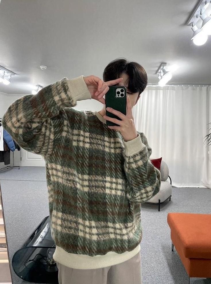 Plaid Fleece Pullover Sweatshirt