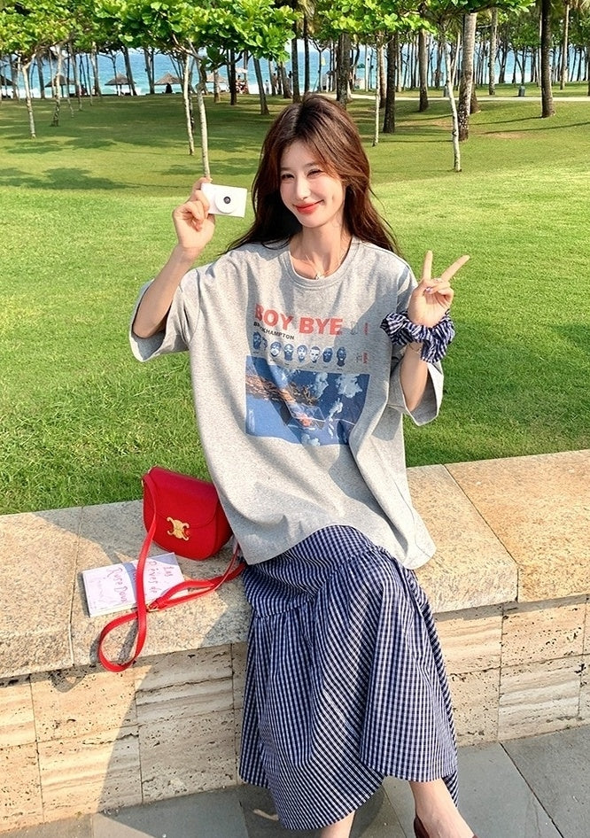 Plaid Skirt And Printed Tee Casual Outfit Set
