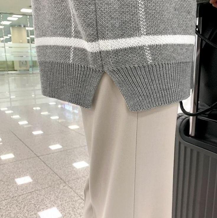 Plaid Vneck Knitted Sweater Jacket