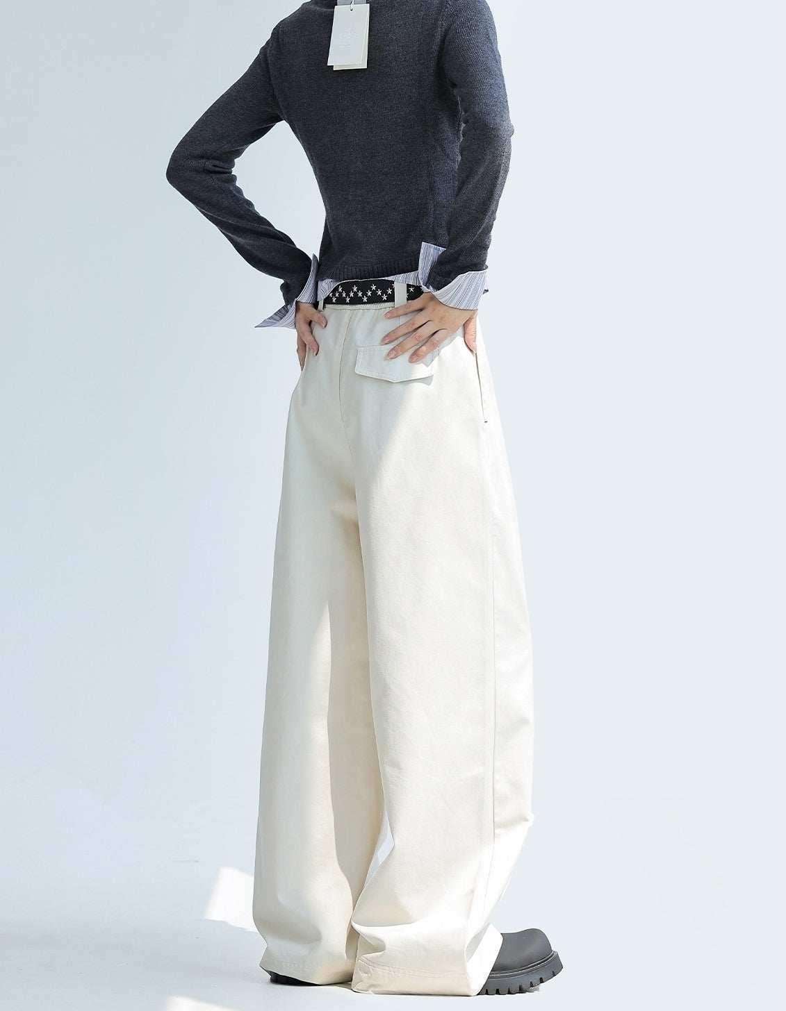 Pleated Relaxed Fit Wide Leg Suit Trousers