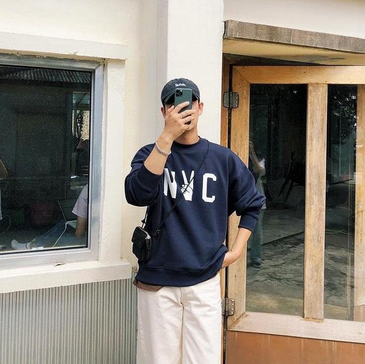Premium Classic Sweatshirt