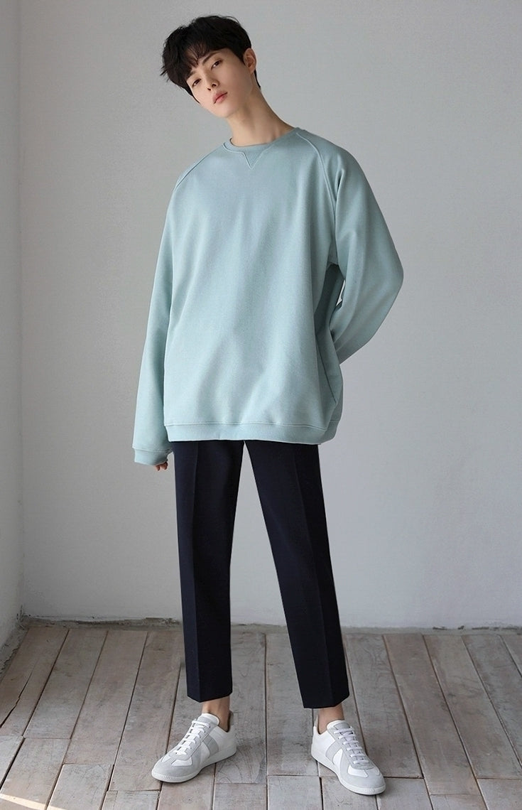 Premium Crewneck Sweatshirt Casual Loose Fit