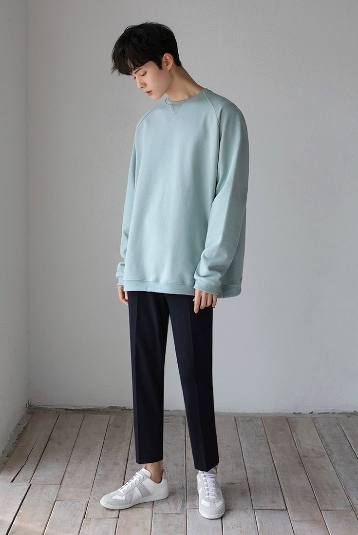 Premium Crewneck Sweatshirt Casual Loose Fit
