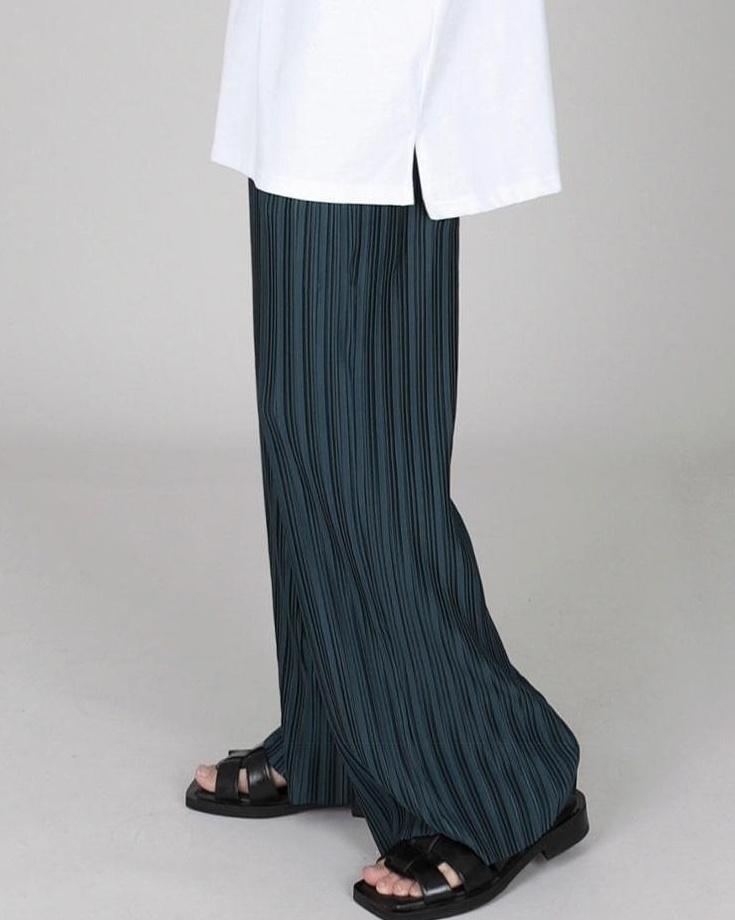 Premium Relaxed Fit Wide Leg Trousers