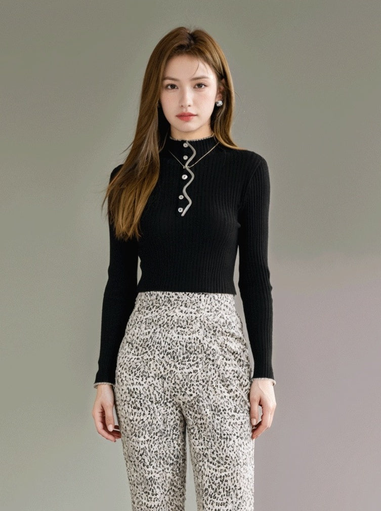 Black Stylish High Neck Knitted Sweater
