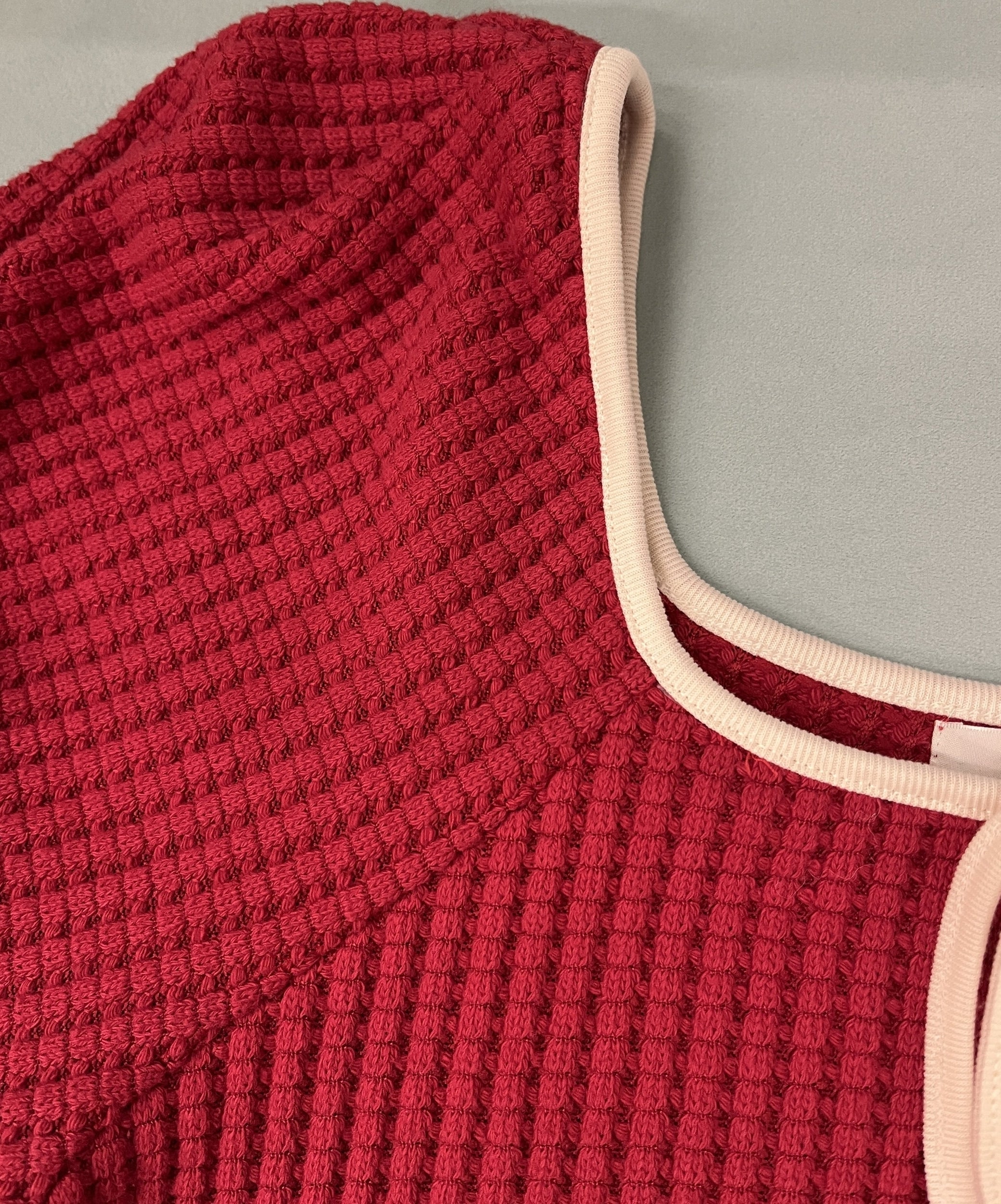 Red Ribbon Tie Puff Sleeve Top