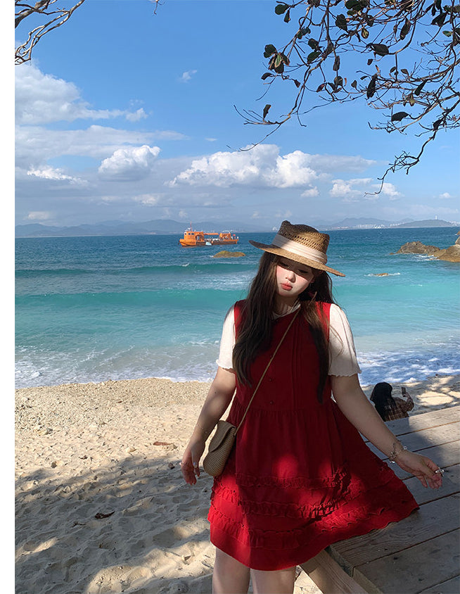 Red Sleeveless Vacation Dress